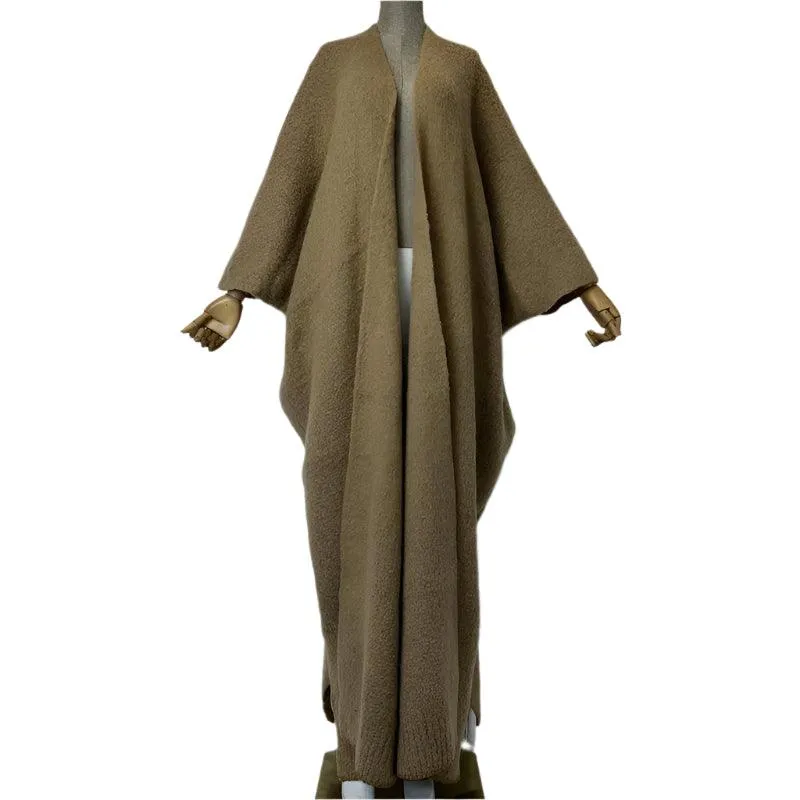 Elegant Winter Monochrome Fur Poncho Coat – Luxe & Cozy Abaya-Inspired Outerwear