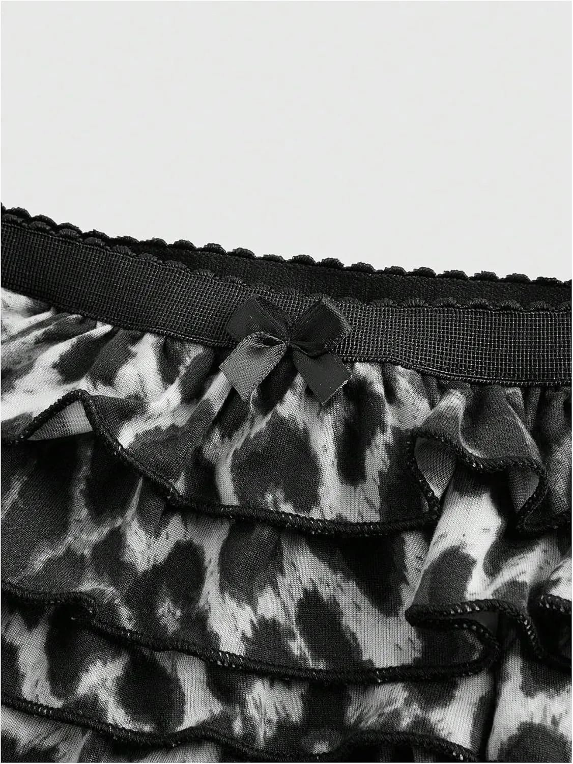 SOLY HUX Women's Y2k Leopard Print Mini Shorts Layered Ruffle Hem Low Waisted Shorts